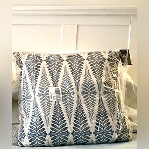 Canaan Blue/White Pillow
